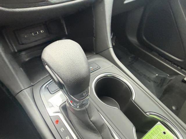 Used 2023 Chevrolet Equinox LT image 41