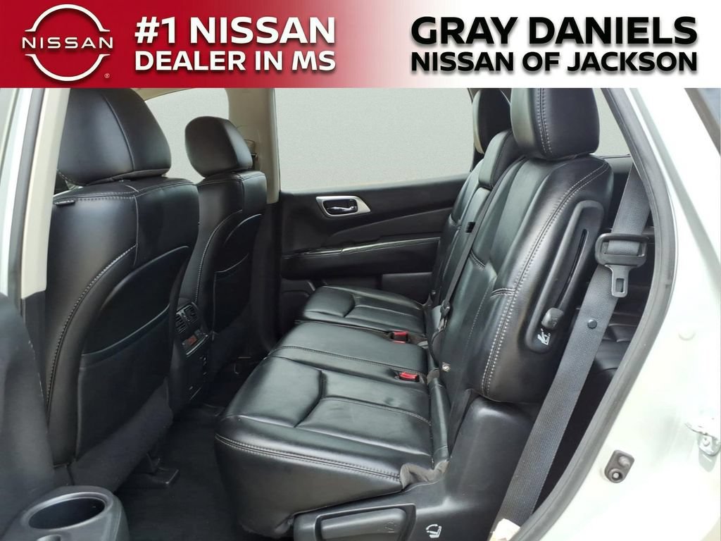 Used 2017 Nissan Pathfinder SL w/ SL Tech Package AWD/4WD image 25