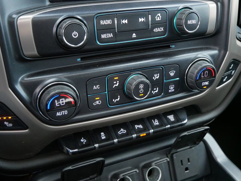 Used 2017 GMC Sierra 3500 Denali image 30