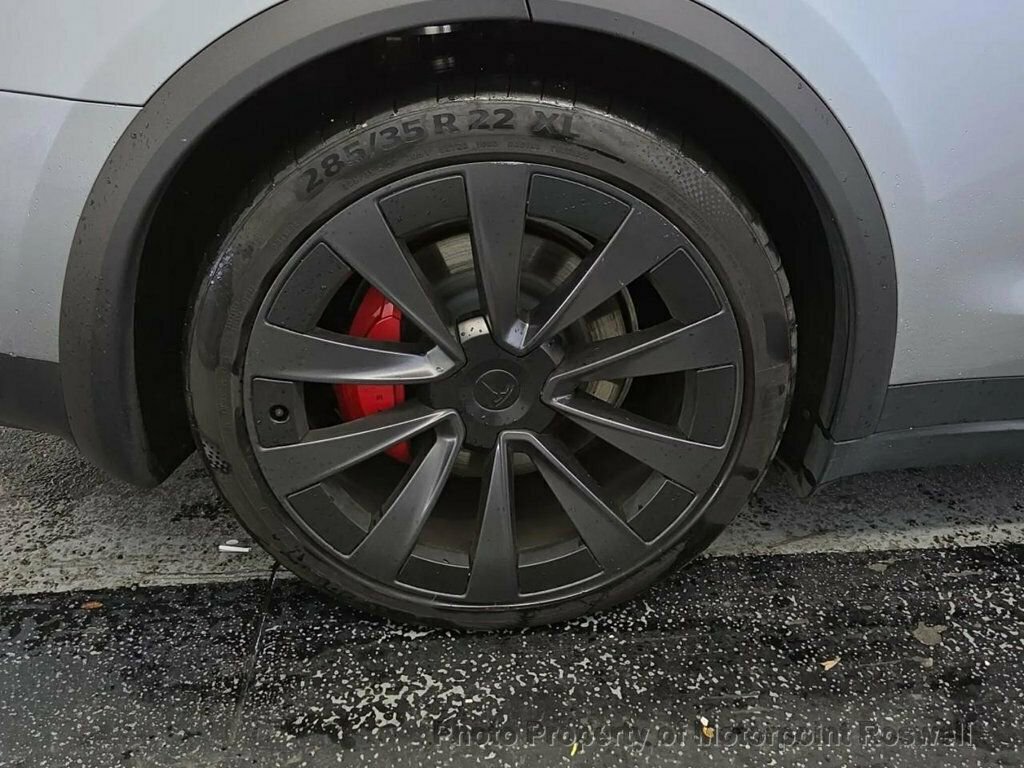 Used 2024 Tesla Model X Plaid image 4