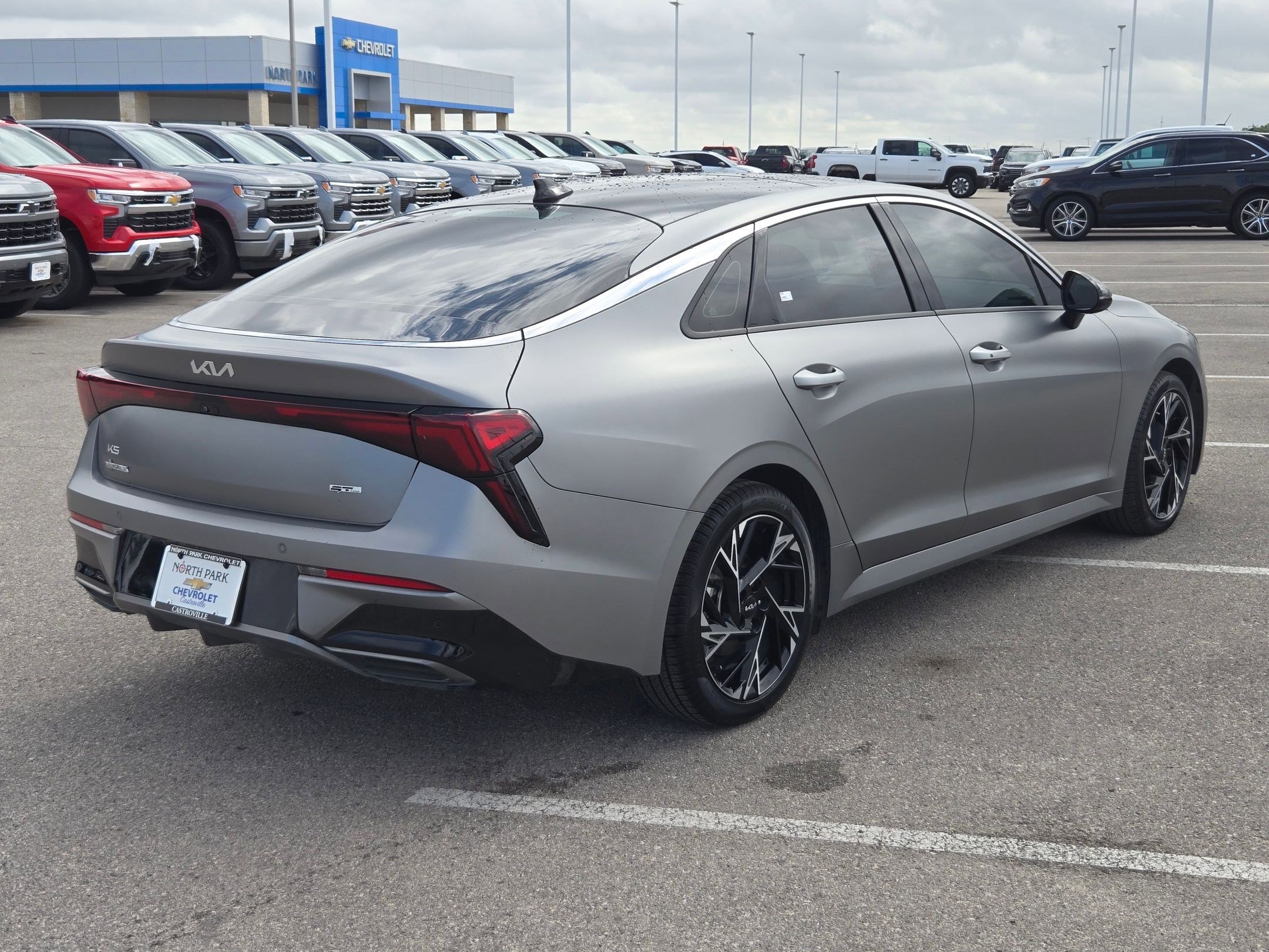 Used 2025 Kia K5 GT-Line w/ GT-Line Premium Package image 3