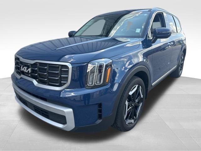 Used 2024 Kia Telluride S w/ S Sunroof Package