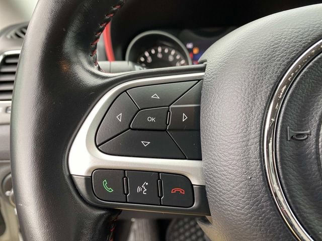 Used 2020 Jeep Compass Trailhawk image 16