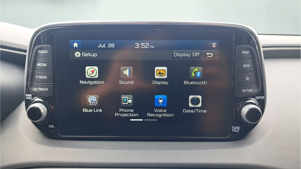Used 2020 Hyundai Santa Fe Limited AWD/4WD image 20
