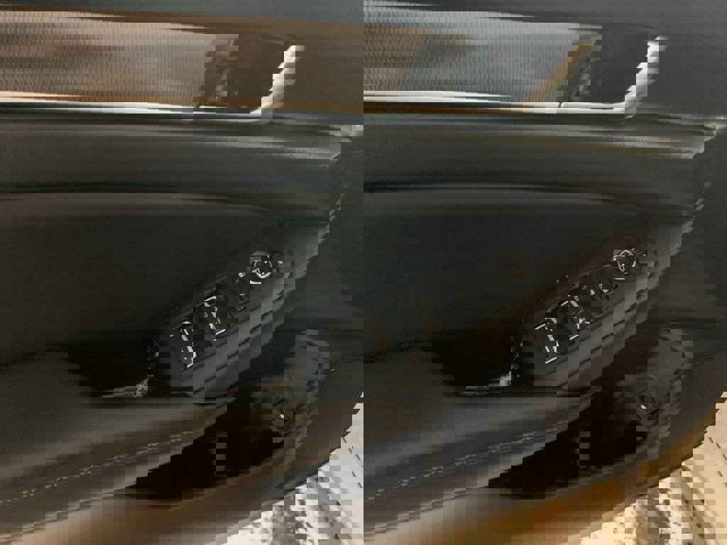 Used 2022 Honda Accord Sport image 12