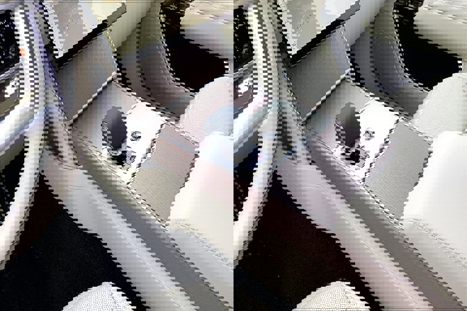 New 2026 Land Rover Range Rover Long Wheelbase SE image 7