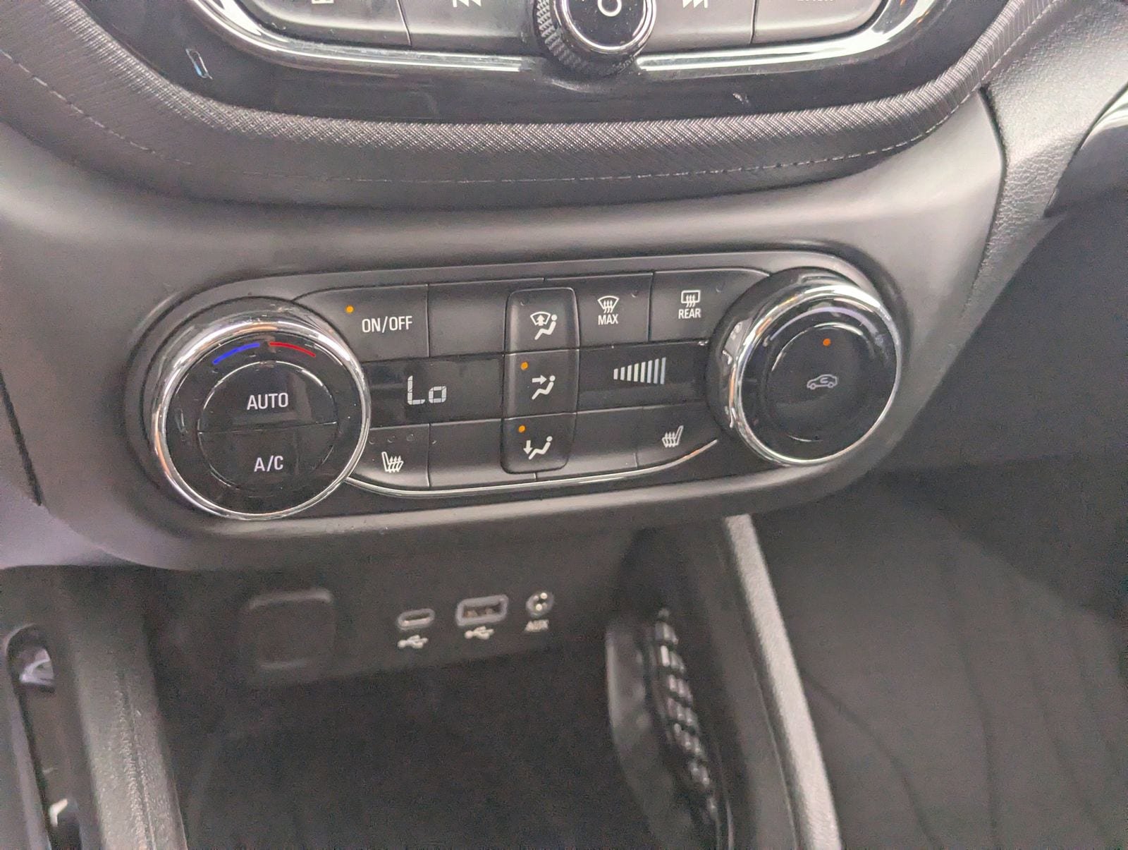 Used 2023 Chevrolet TrailBlazer LT w/ Convenience Package image 25