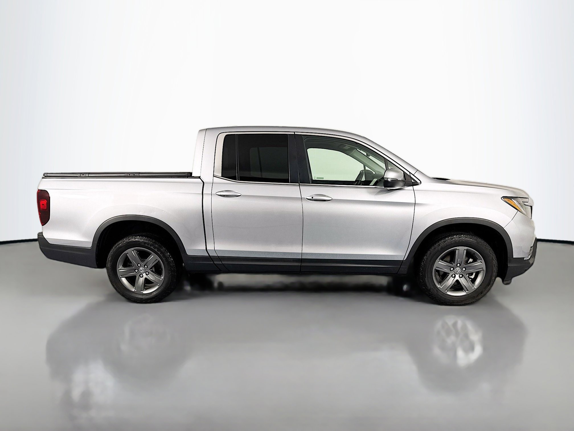 Certified 2023 Honda Ridgeline RTL image 4