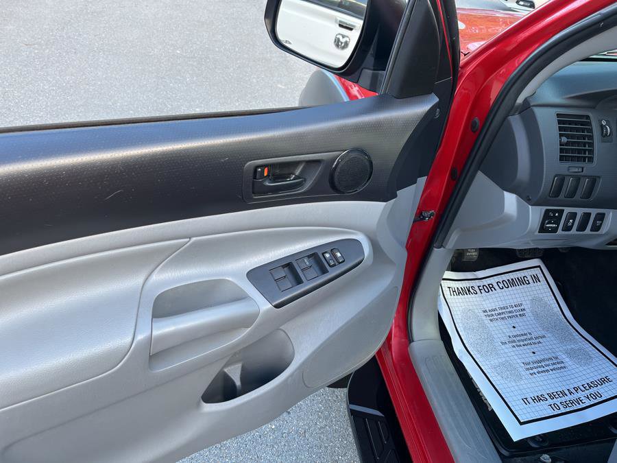 Used 2012 Toyota Tacoma 4x4 Double Cab image 8