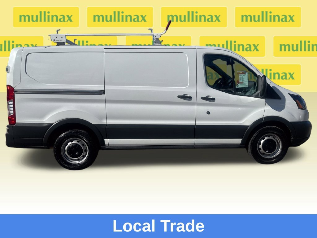 Used 2018 Ford Transit 150 130 Low Roof RWD image 2