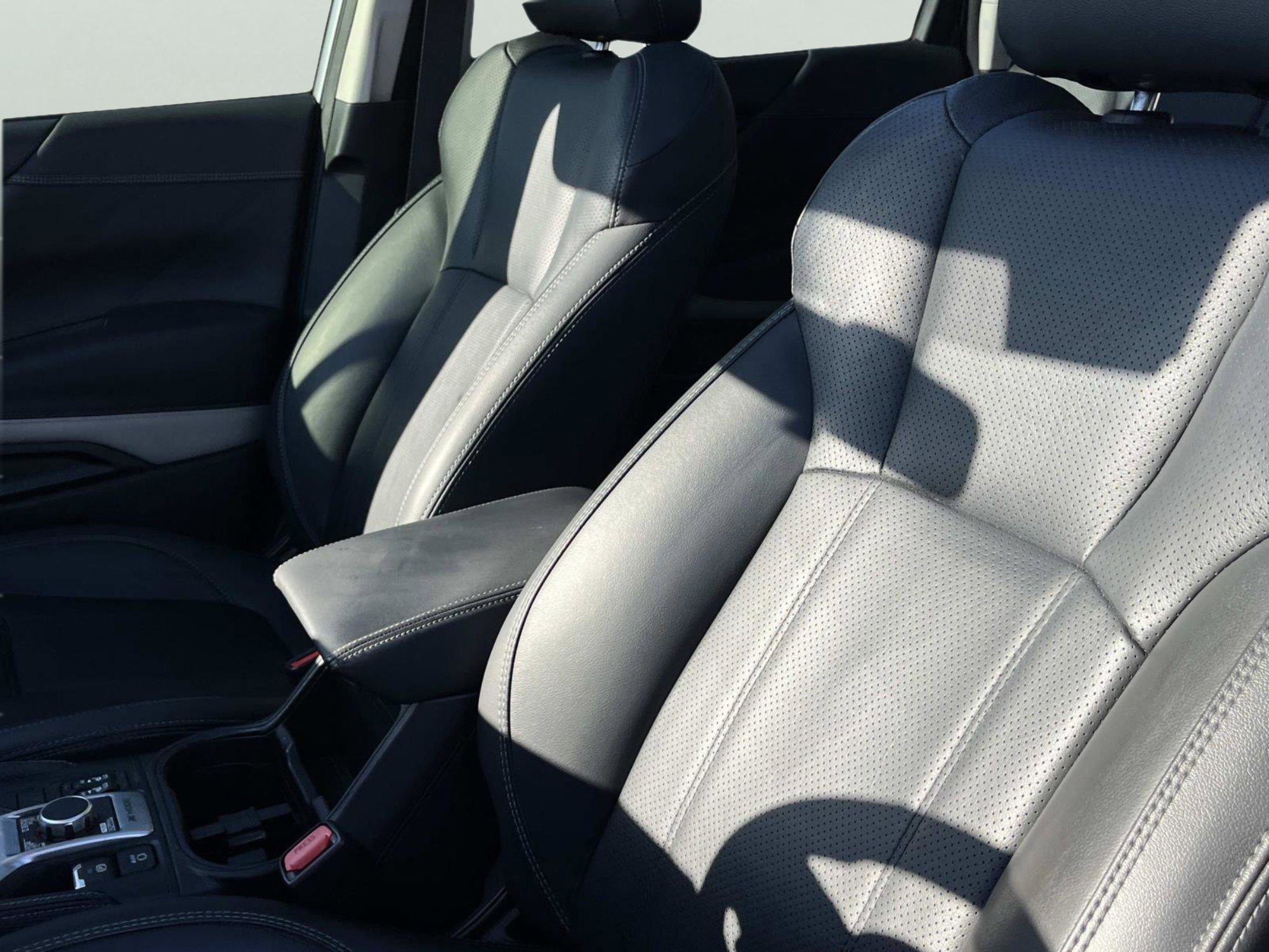 Used 2022 Subaru Forester Limited image 22