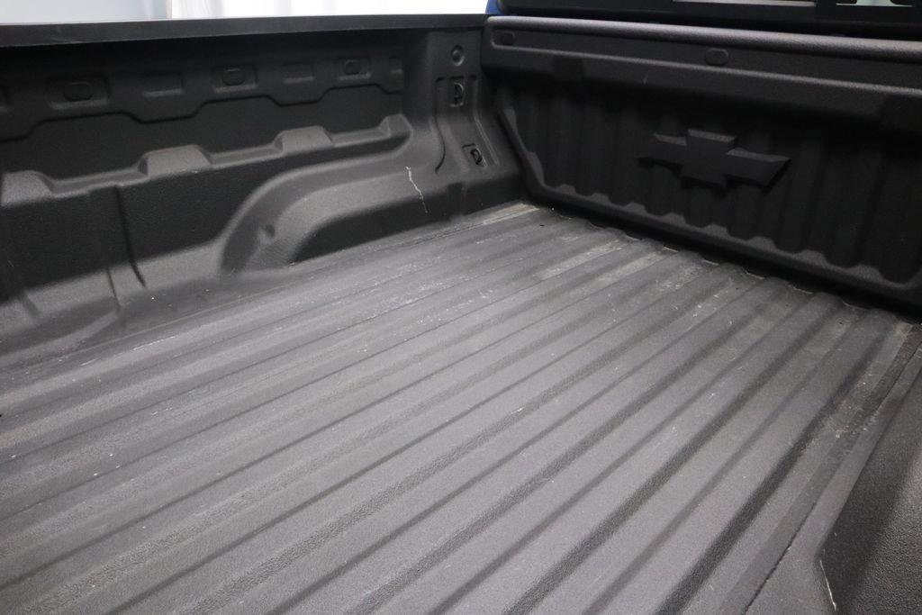 Used 2024 Chevrolet Colorado LT w/ LT Convenience Package III image 10