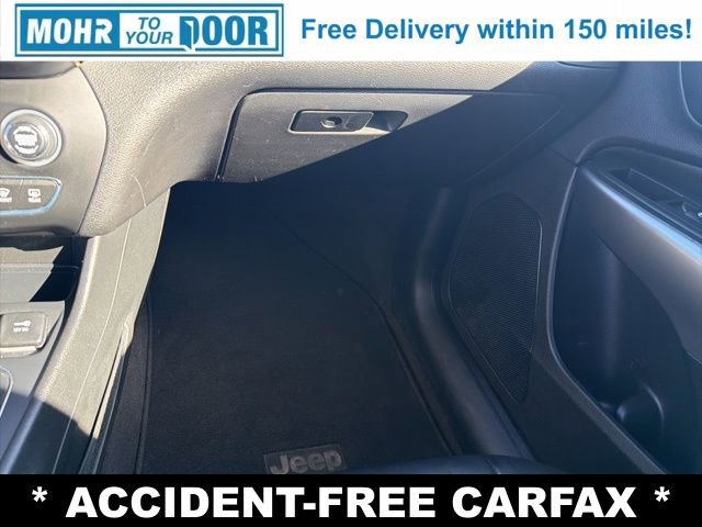 Used 2019 Jeep Cherokee Latitude Plus w/ Comfort/Convenience Group image 27