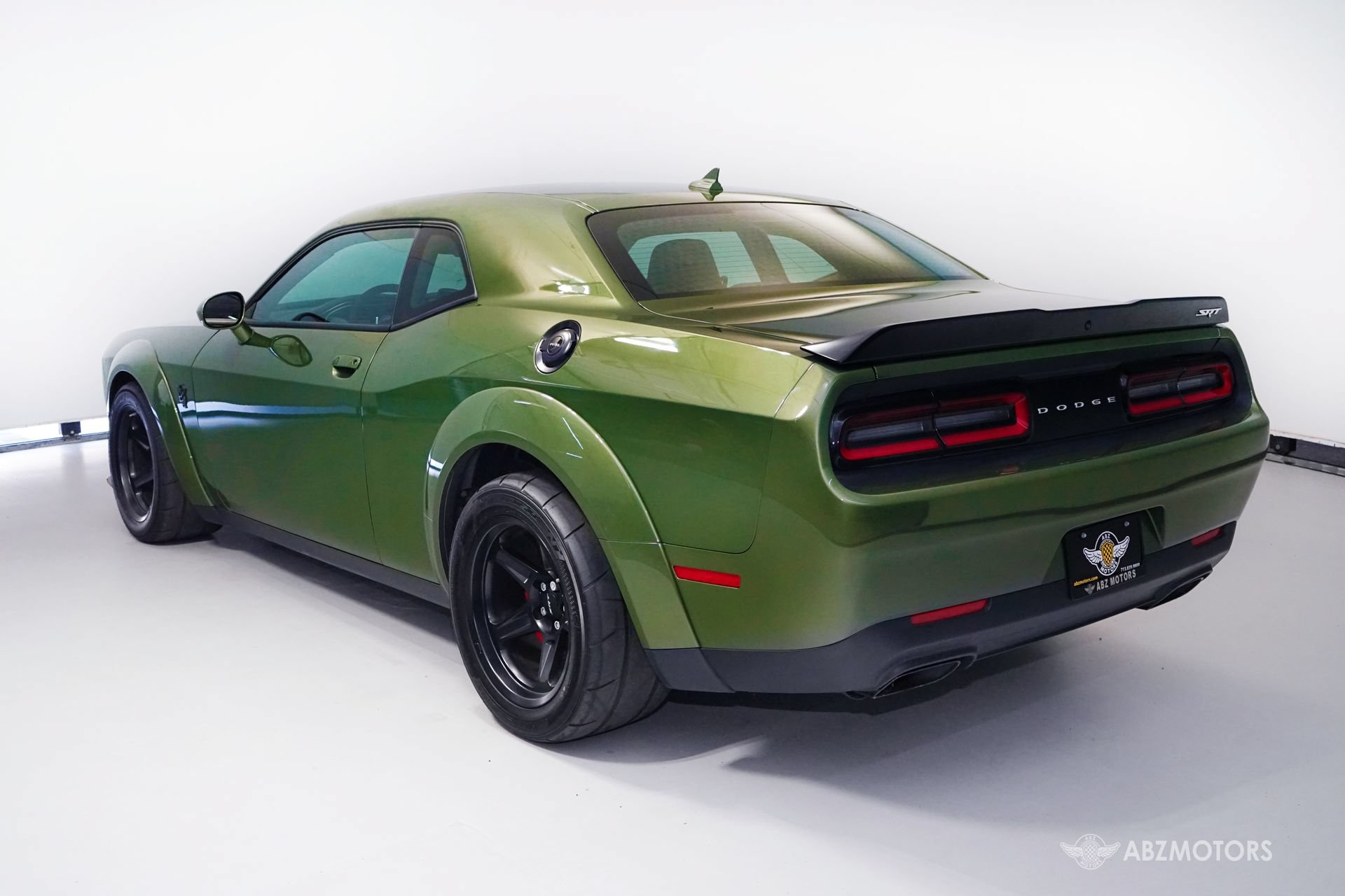 Used 2018 Dodge Challenger SRT Demon RWD image 6
