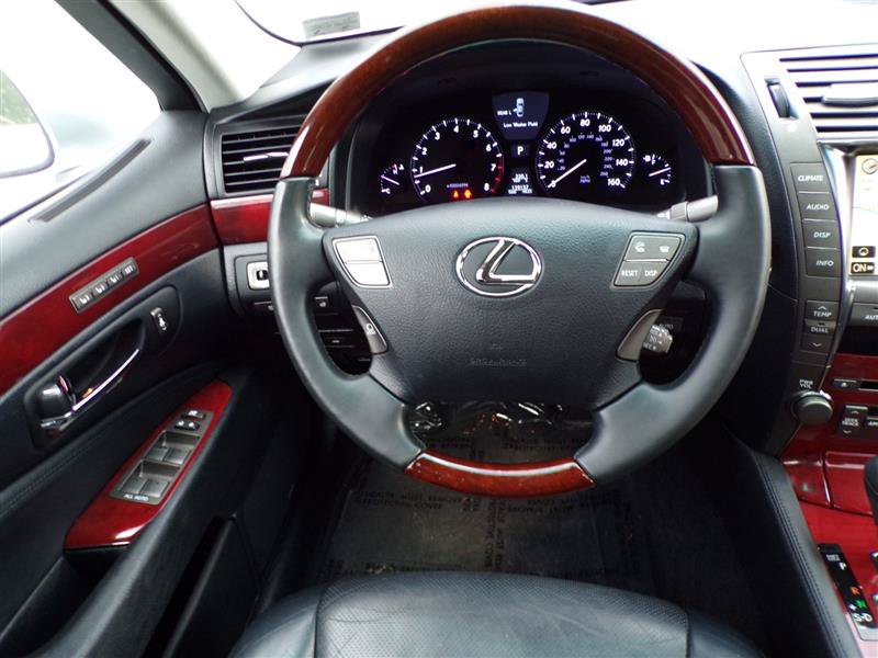 Used 2009 Lexus LS 460 AWD image 32