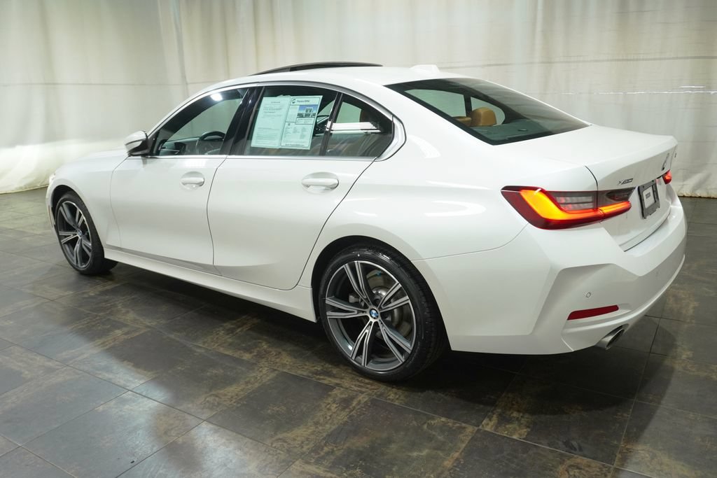 Used 2024 BMW 330i xDrive Sedan w/ Convenience Package AWD/4WD image 6