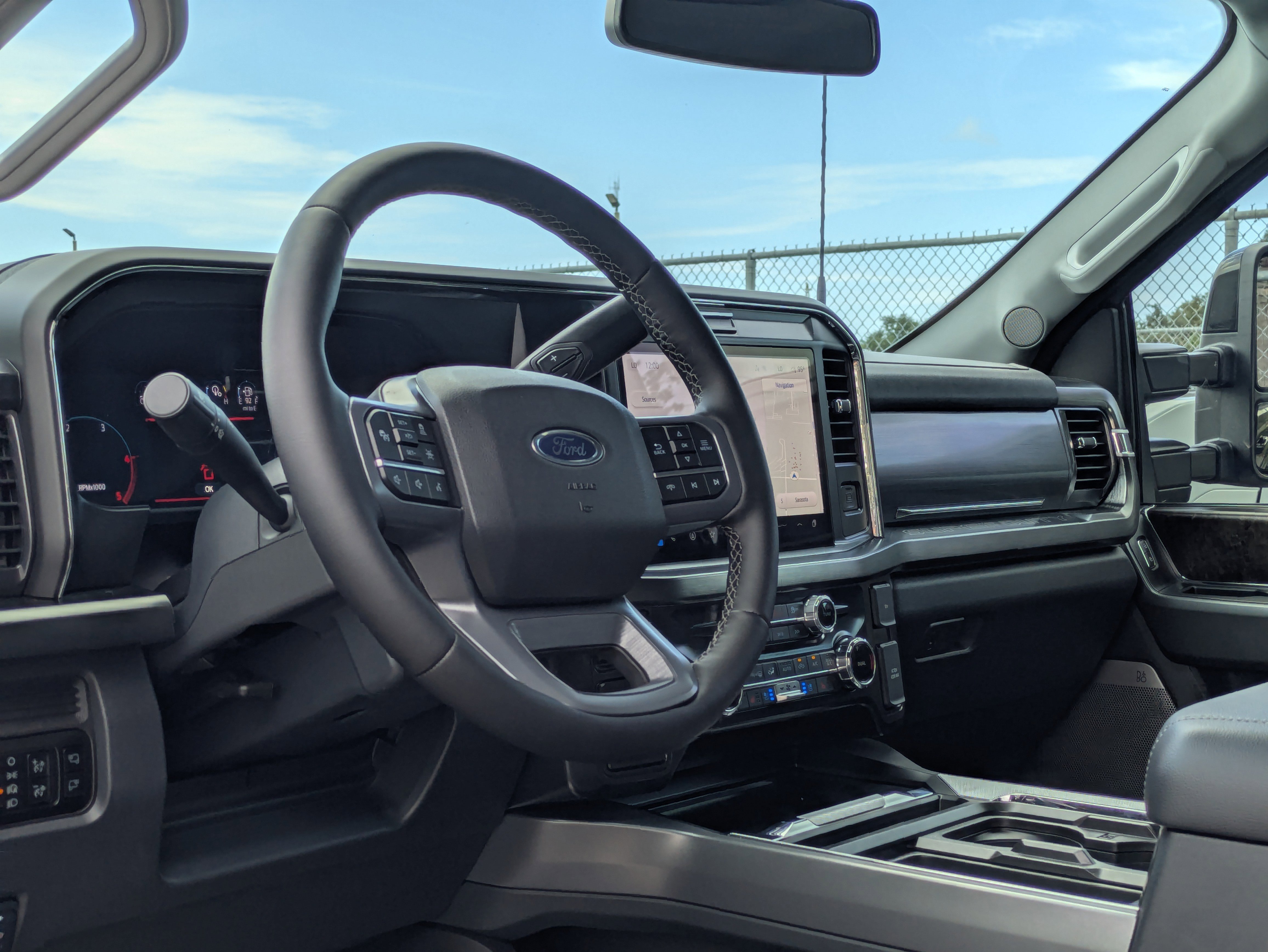 New 2025 Ford F250 Lariat w/ Lariat Ultimate Package image 31