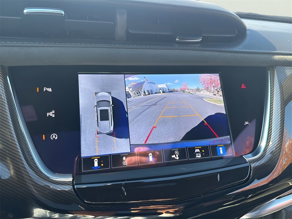Certified 2025 Cadillac XT6 Premium Luxury w/ Platinum Package image 28