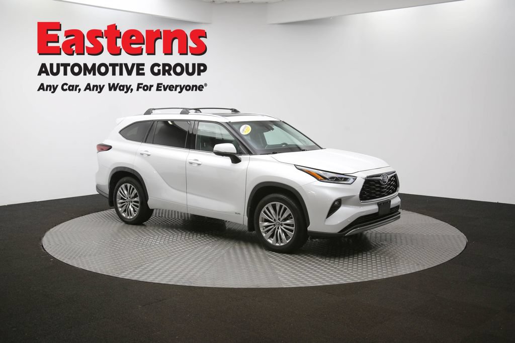 Used 2024 Toyota Highlander Platinum AWD/4WD image 54