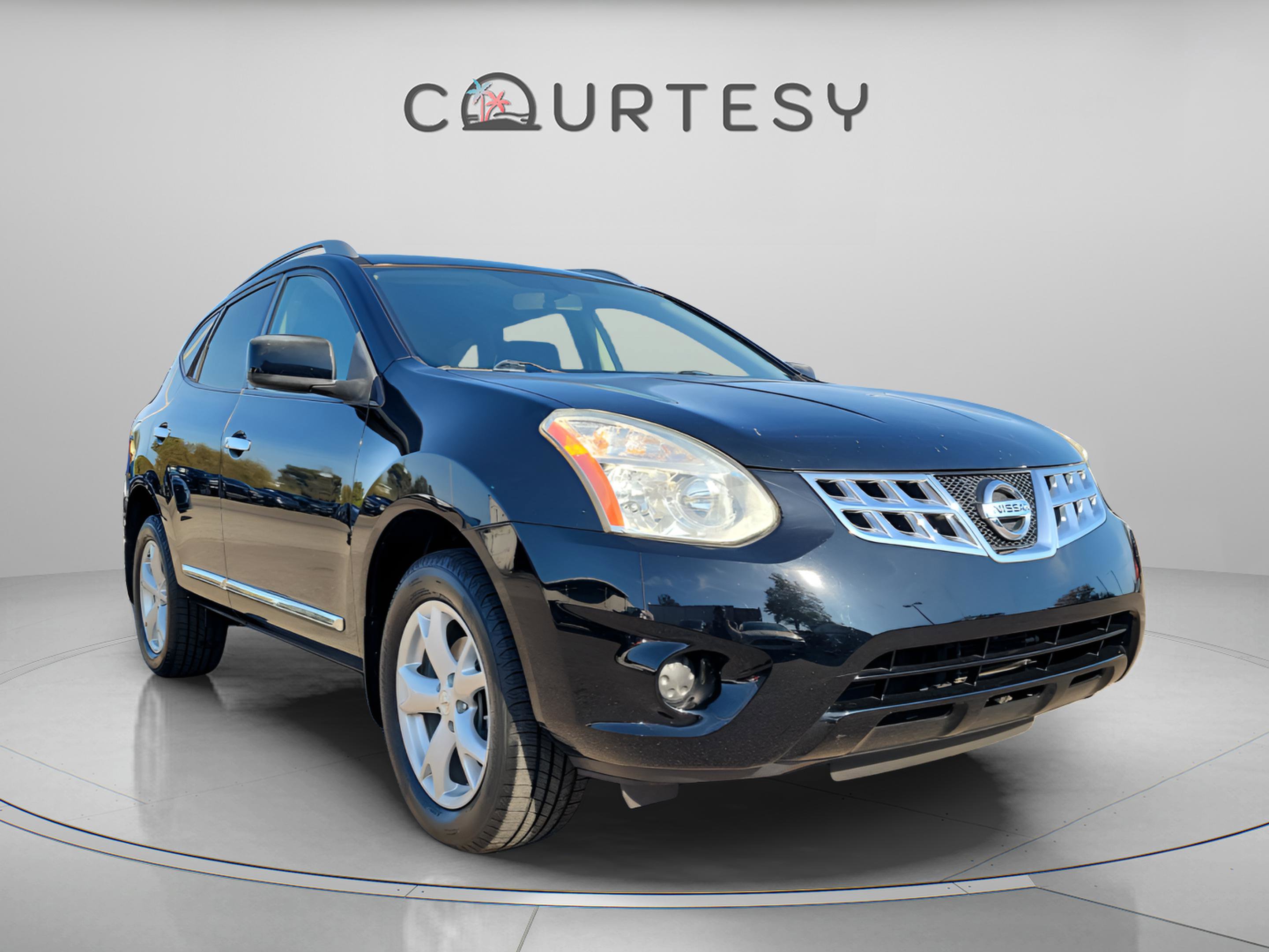 Used 2011 Nissan Rogue SV image 6