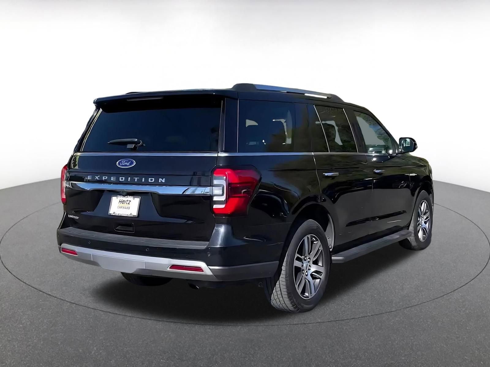 Used 2024 Ford Expedition Limited AWD/4WD image 14