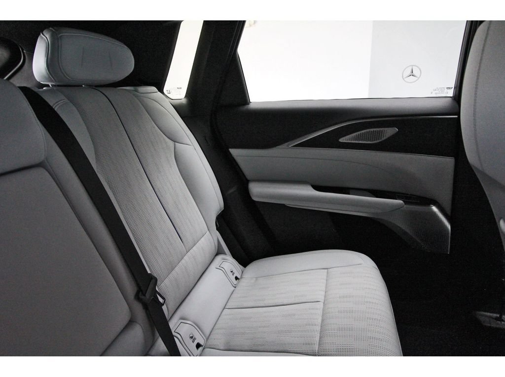 Used 2024 Cadillac Lyriq Sport w/ LPO, Floor Liner Package AWD/4WD image 10