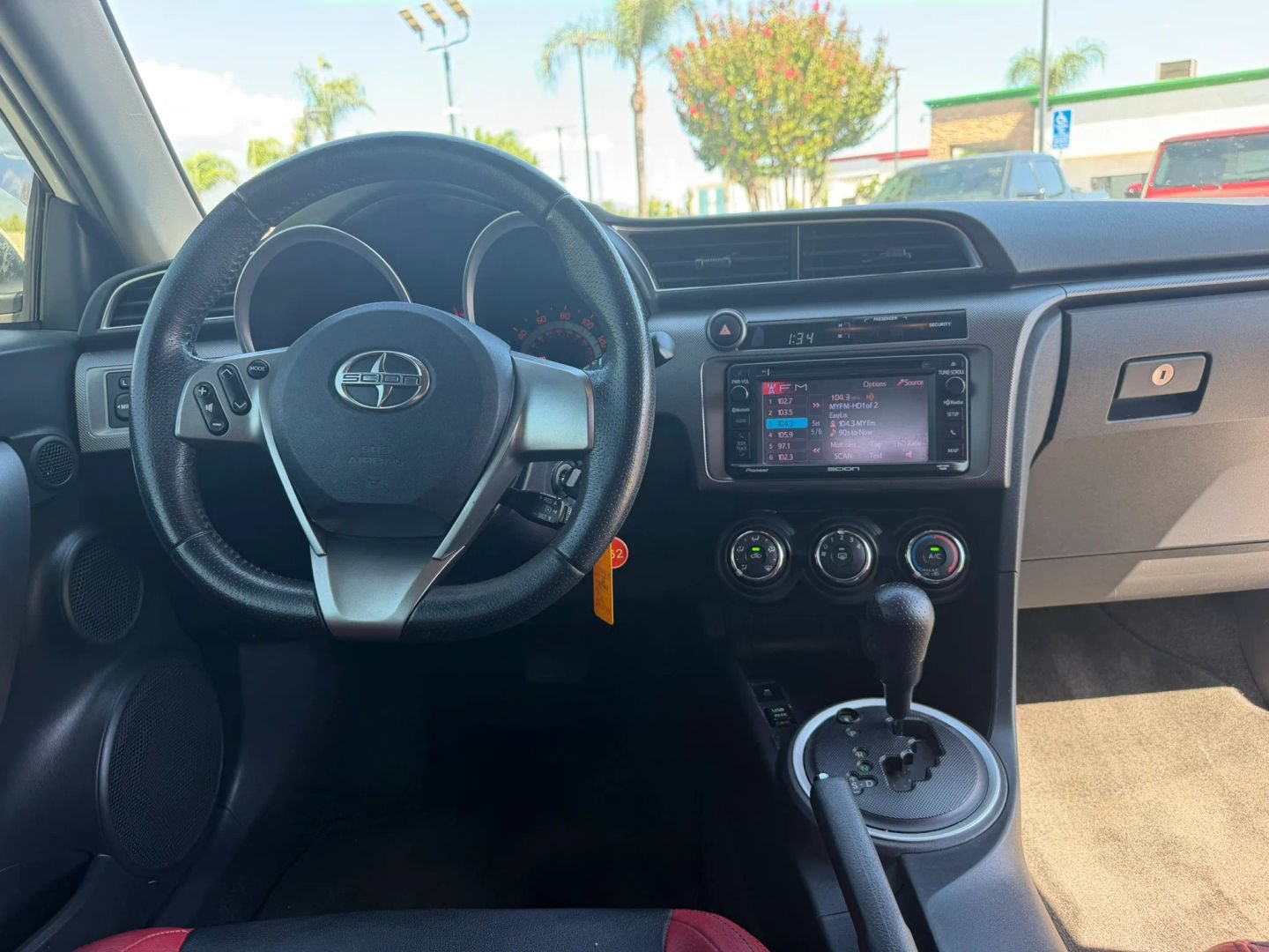 Used 2014 Scion tC FWD image 17