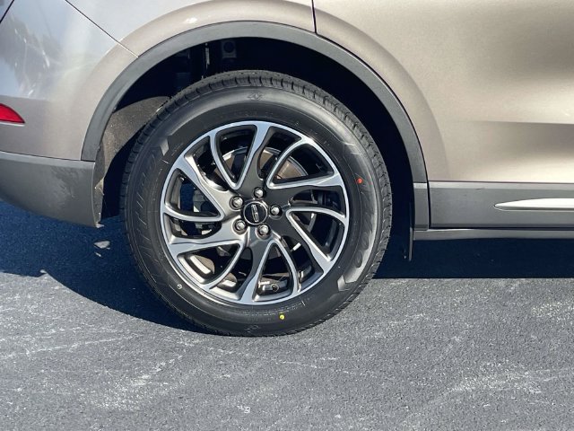 Used 2020 Lincoln Corsair FWD image 9