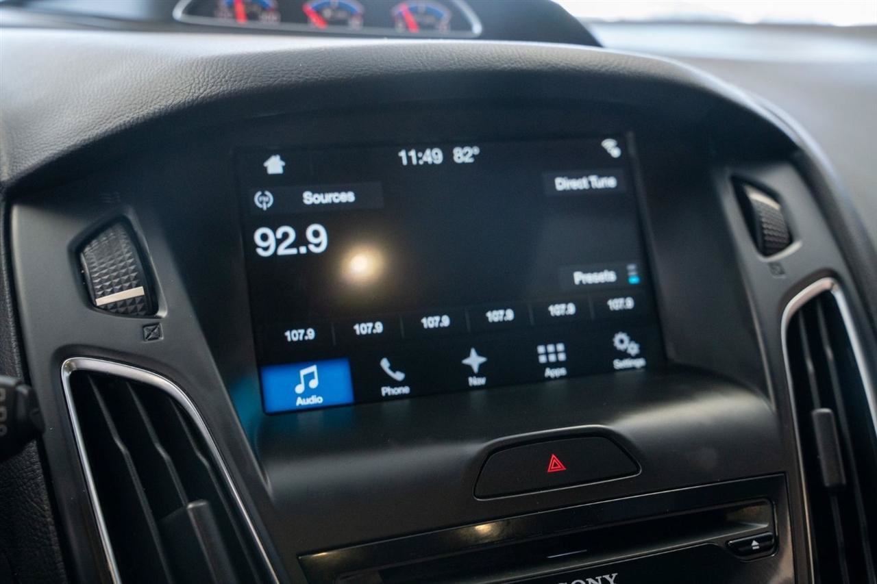 Used 2017 Ford Focus RS AWD/4WD image 19