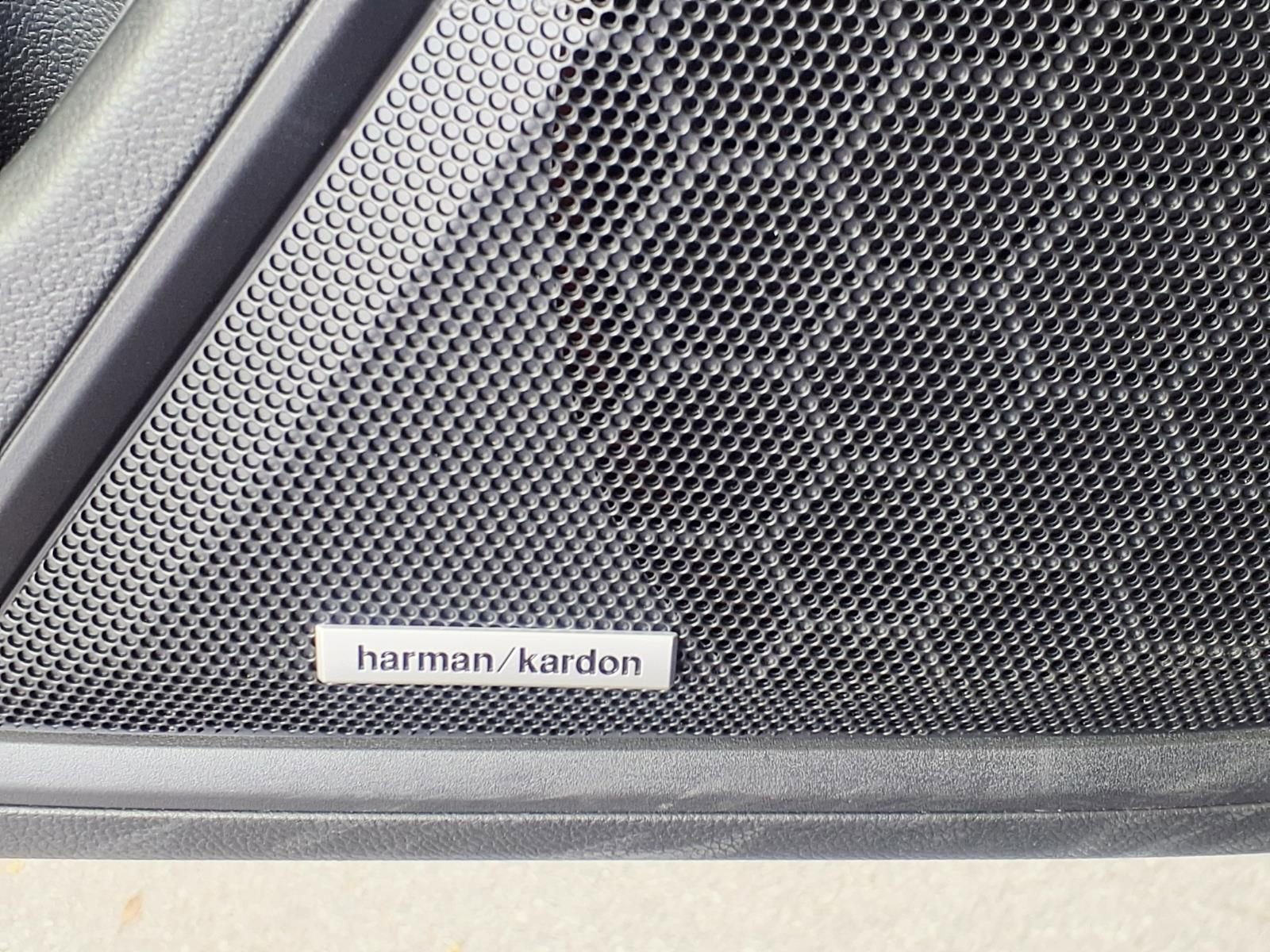 Used 2025 Subaru Outback Onyx Edition image 17