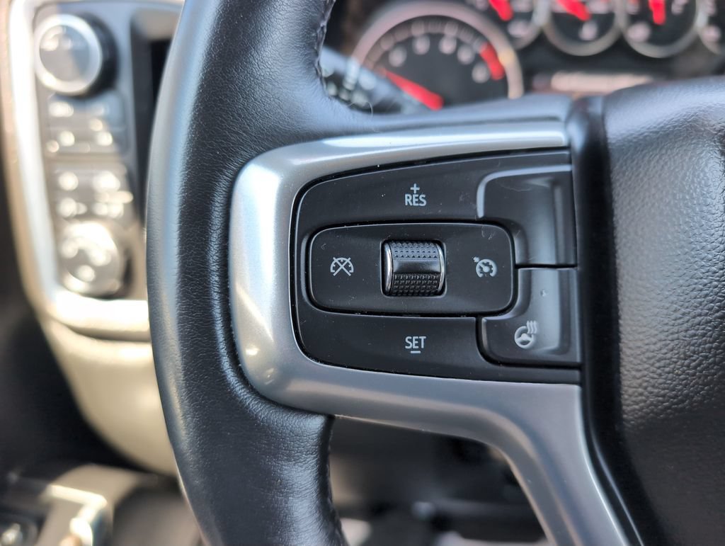 Used 2022 Chevrolet Silverado 1500 RST AWD/4WD image 19