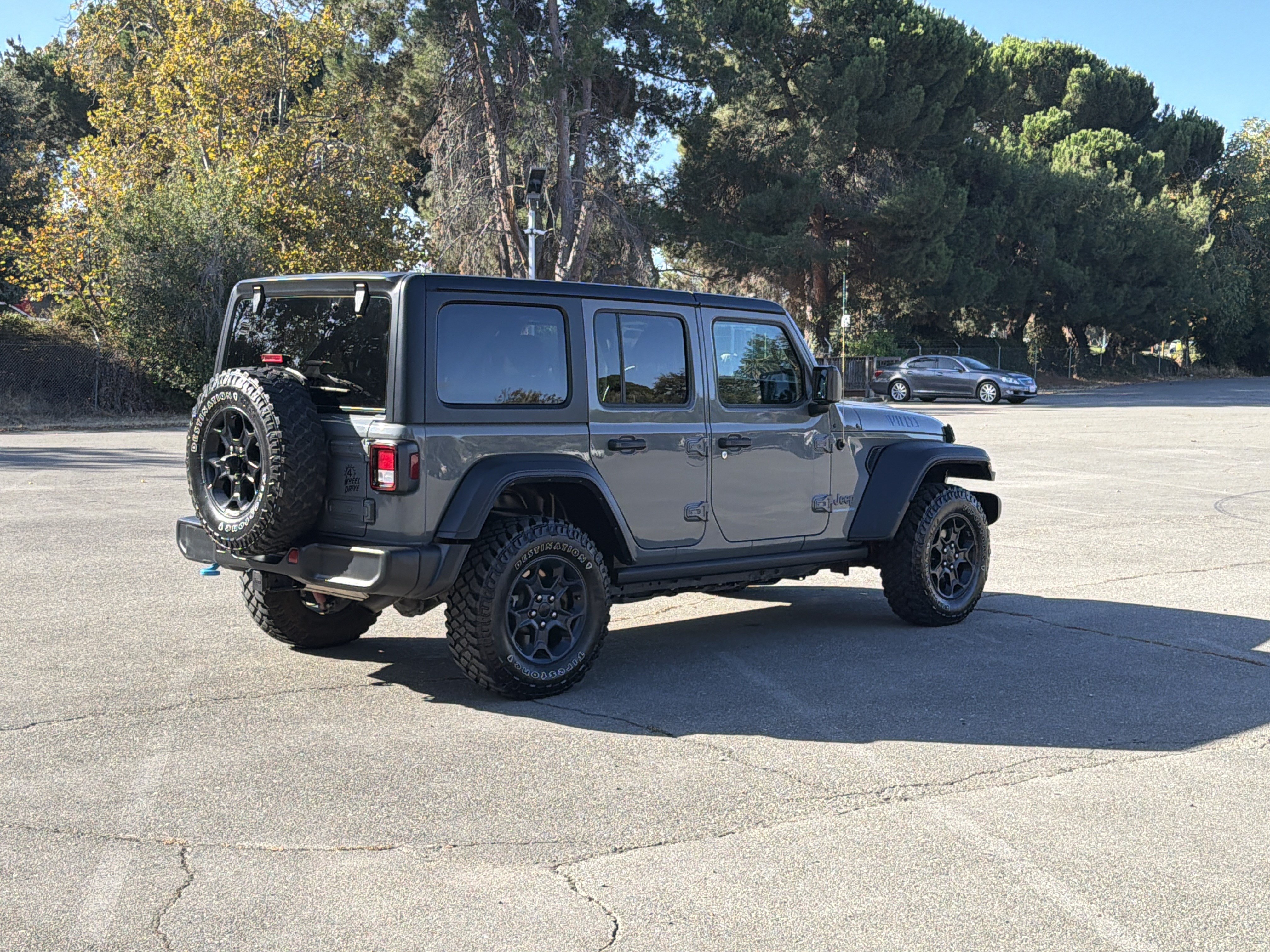 Used 2023 Jeep Wrangler Unlimited AWD/4WD image 15
