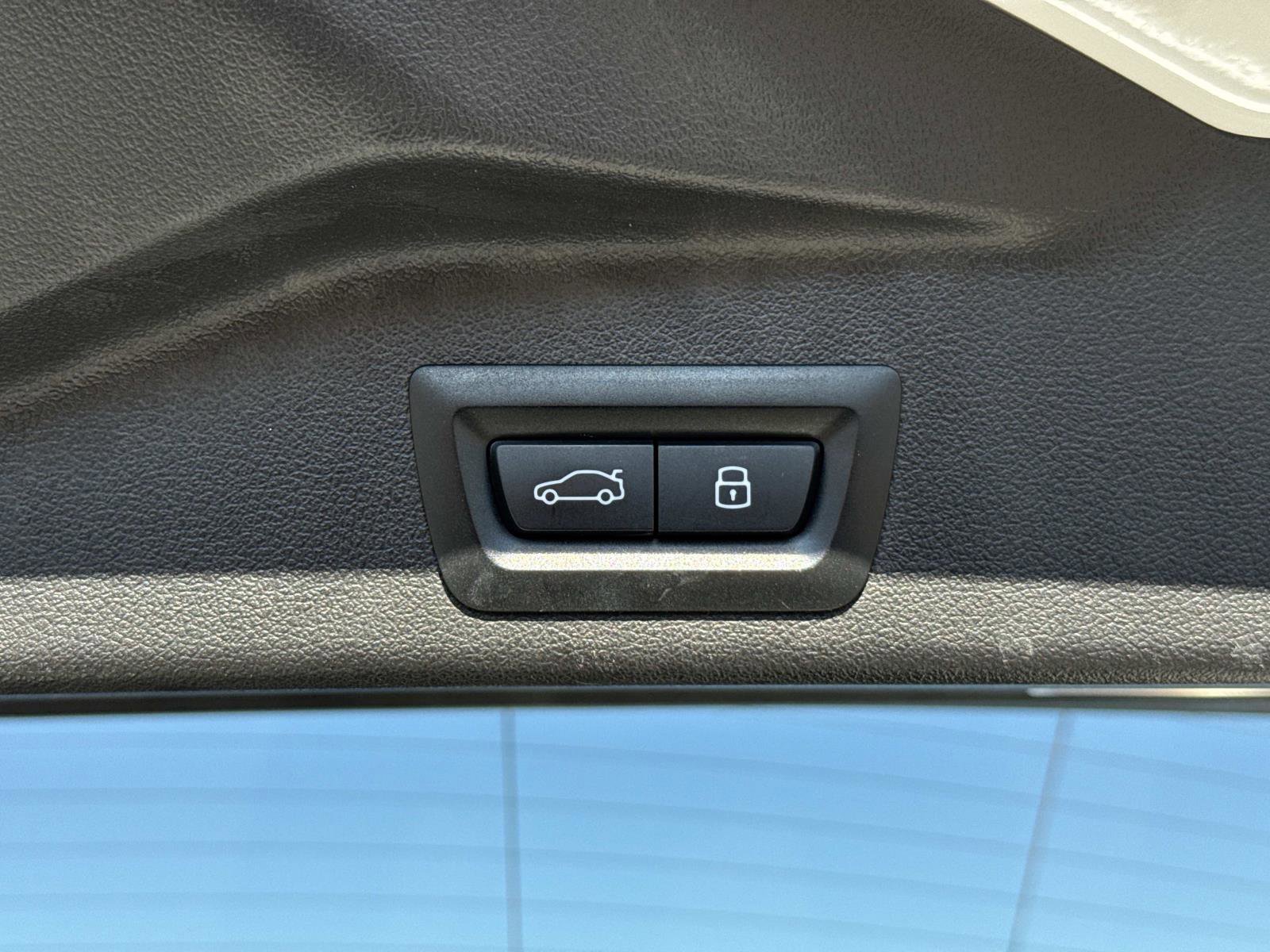 Used 2024 BMW X5 xDrive40i w/ Premium Package image 14