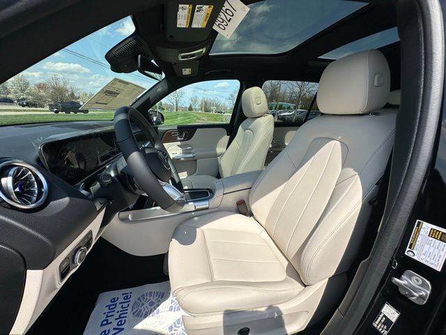 New 2026 Mercedes-Benz GLB 250 4MATIC image 16