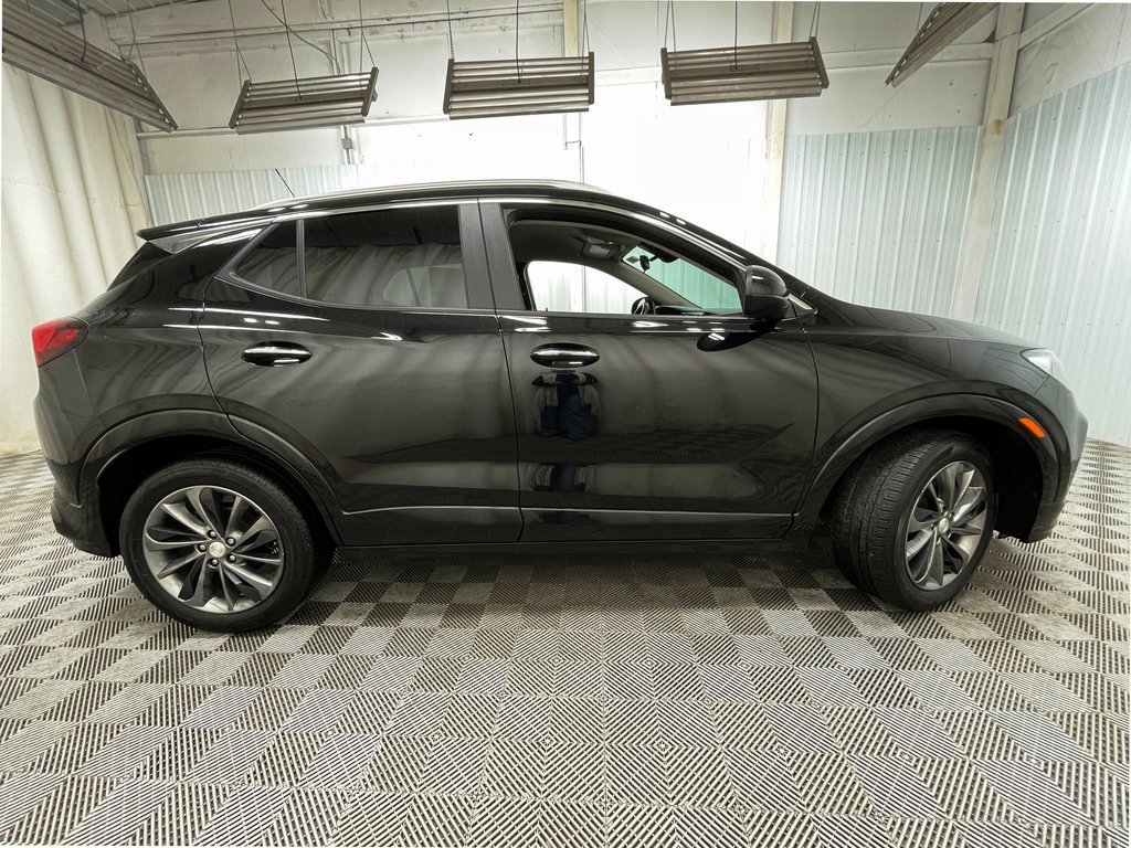 Used 2023 Buick Encore GX Select w/ Sport Touring Package image 18