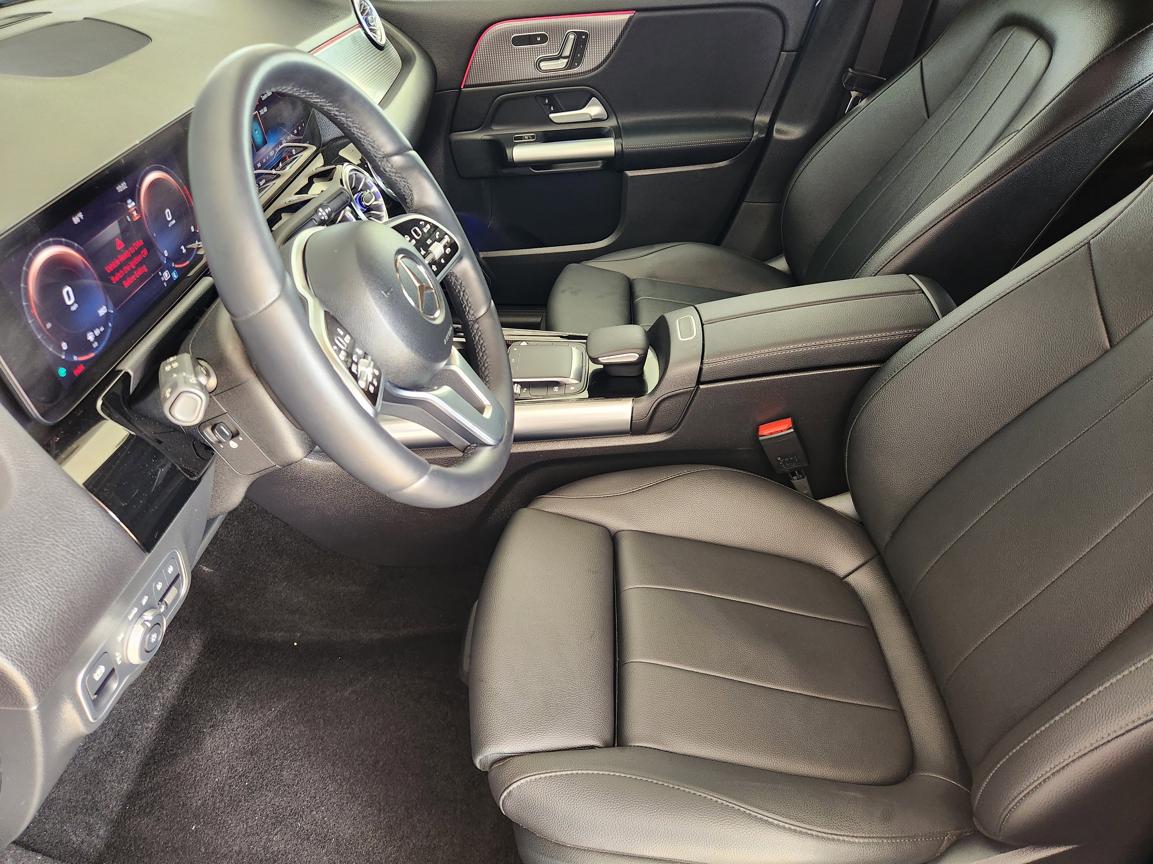 Used 2023 Mercedes-Benz GLA 250 4MATIC image 14