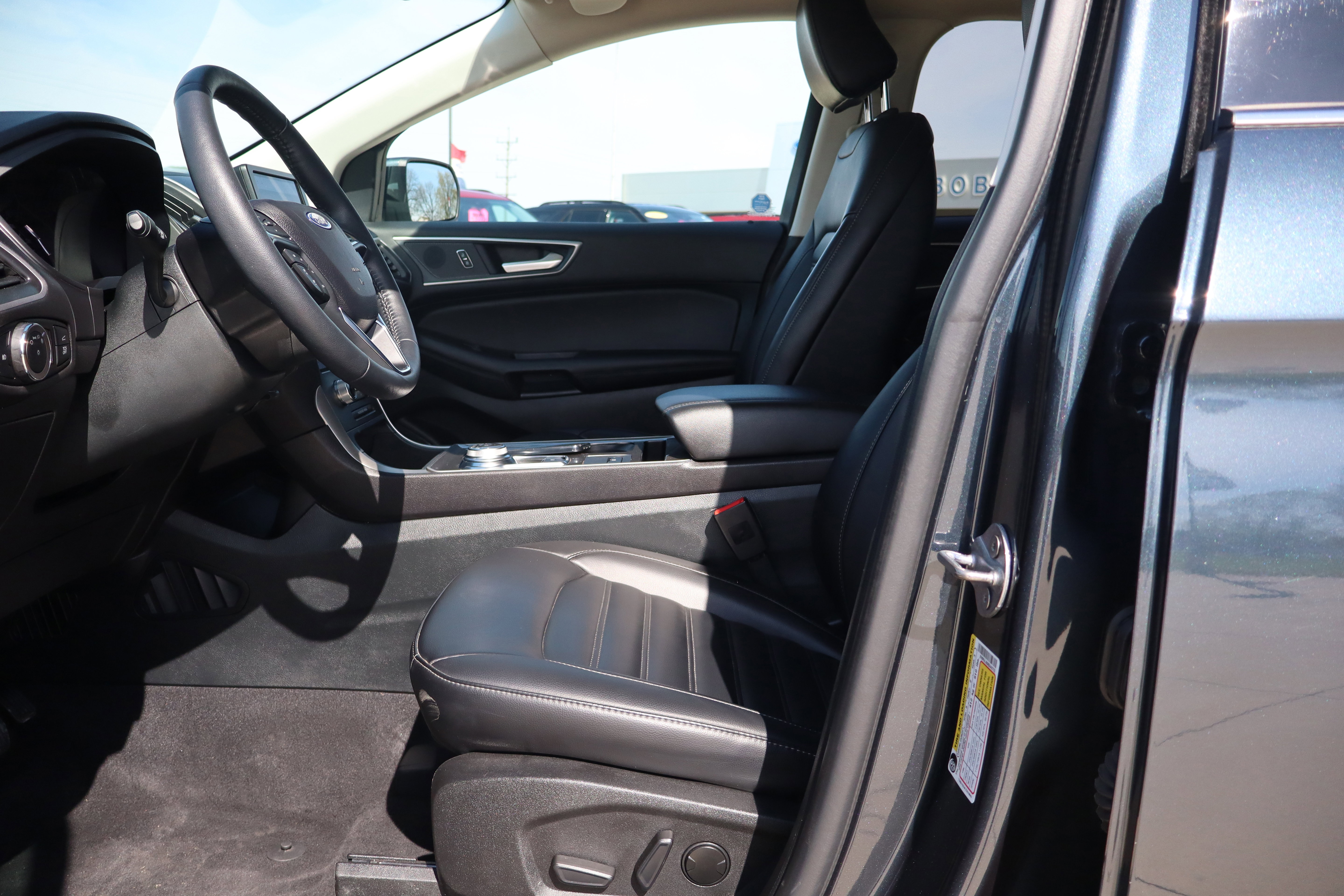 Used 2024 Ford Edge SEL w/ Convenience Package AWD/4WD image 10