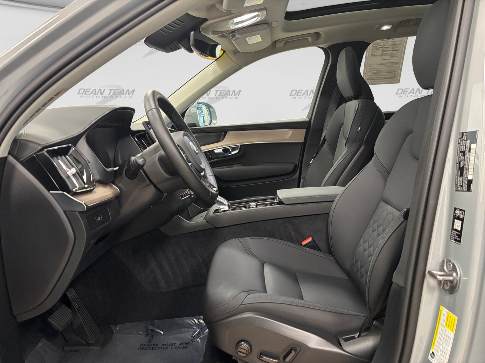 Used 2026 Volvo XC90 B6 Plus AWD/4WD image 9