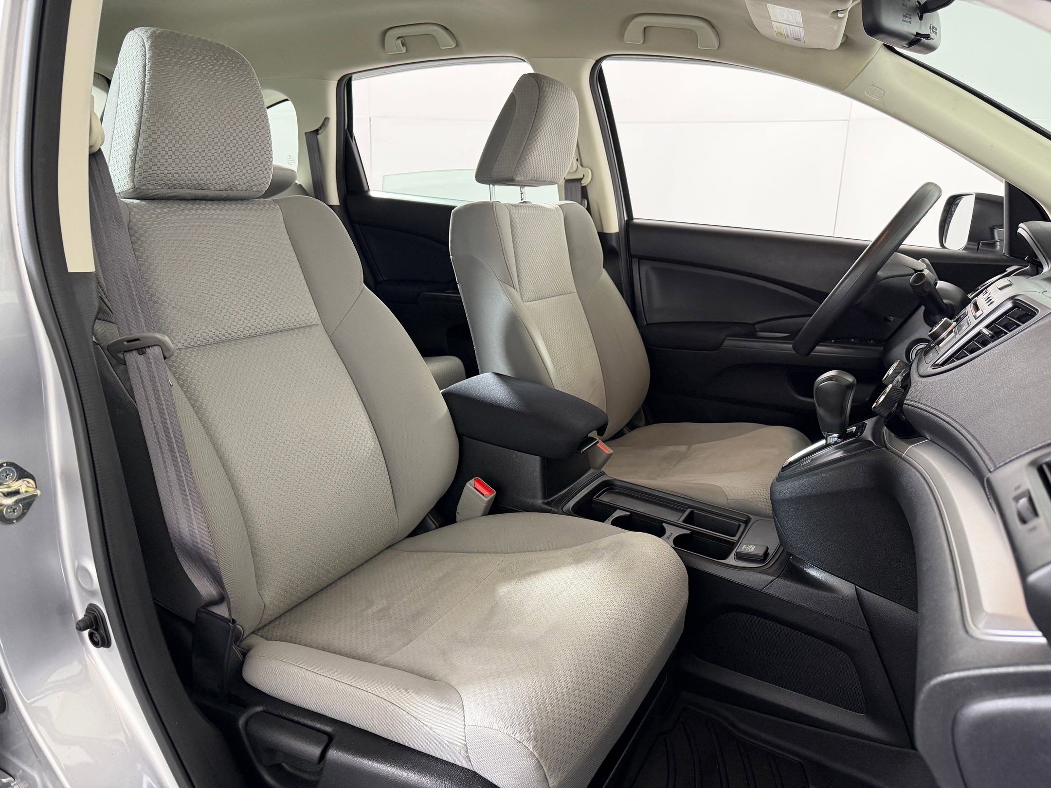 Used 2016 Honda CR-V LX image 25