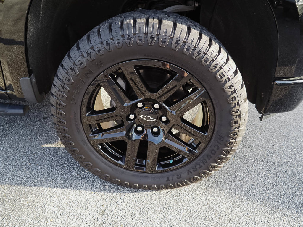 Used 2023 Chevrolet Silverado 1500 Custom AWD/4WD image 32