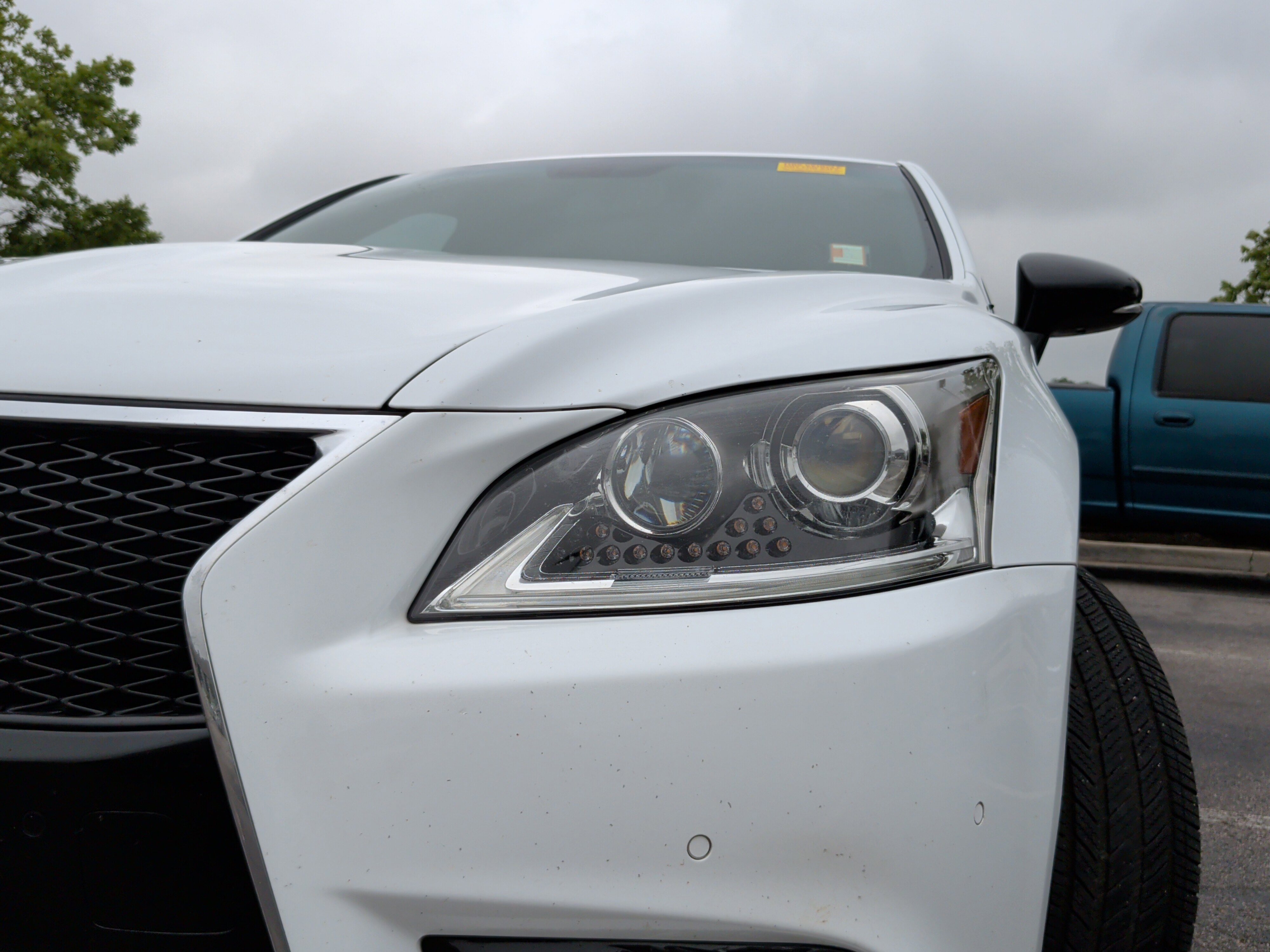 Used 2015 Lexus LS 460 RWD image 3