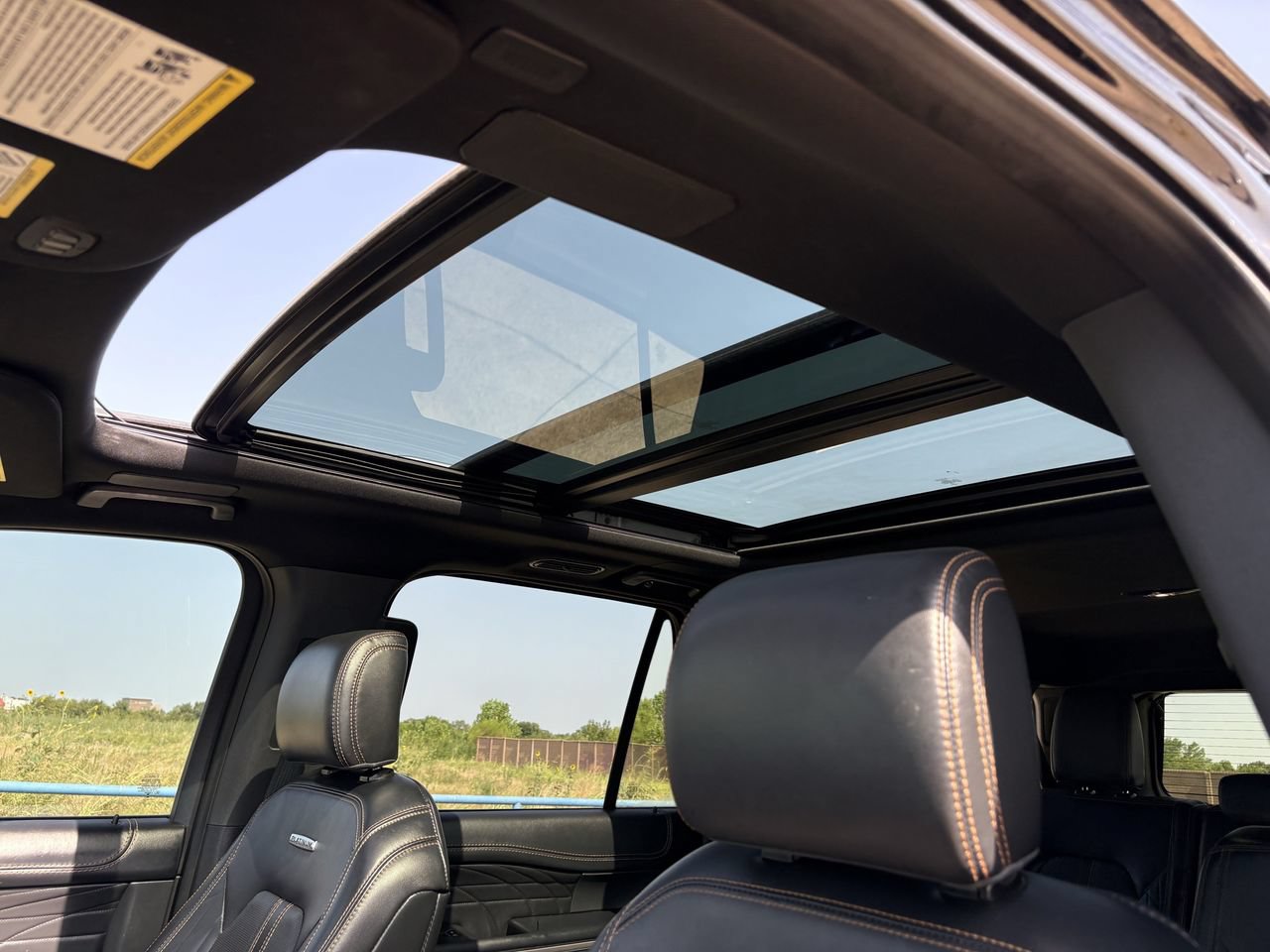 Used 2023 Ford Expedition Max Platinum RWD image 27