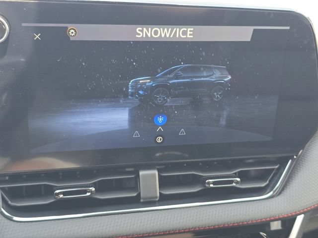 New 2026 Chevrolet Equinox RS w/ Convenience Package III FWD image 9