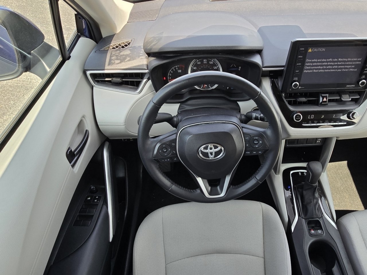 Certified 2022 Toyota Corolla Cross LE AWD/4WD image 22