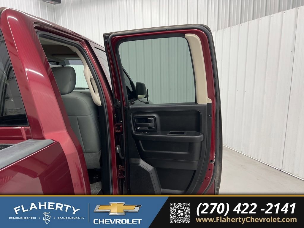 Used 2017 RAM 1500 Express w/ Express Value Package image 12