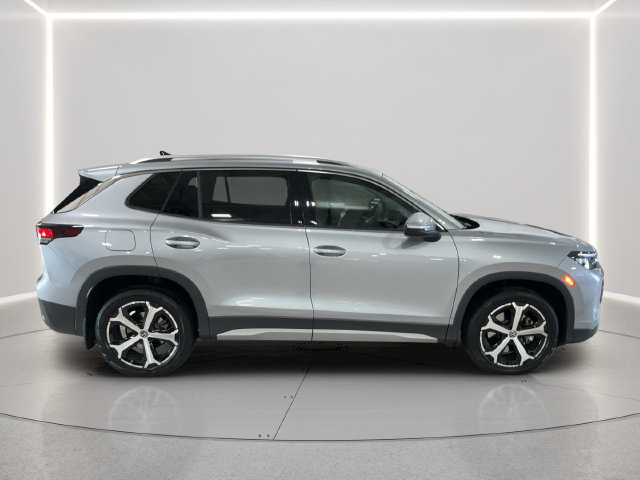 Used 2026 Volkswagen Tiguan SE AWD/4WD image 7