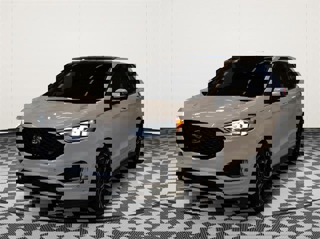 Used 2019 Ford Edge ST w/ Equipment Group 401A image 5