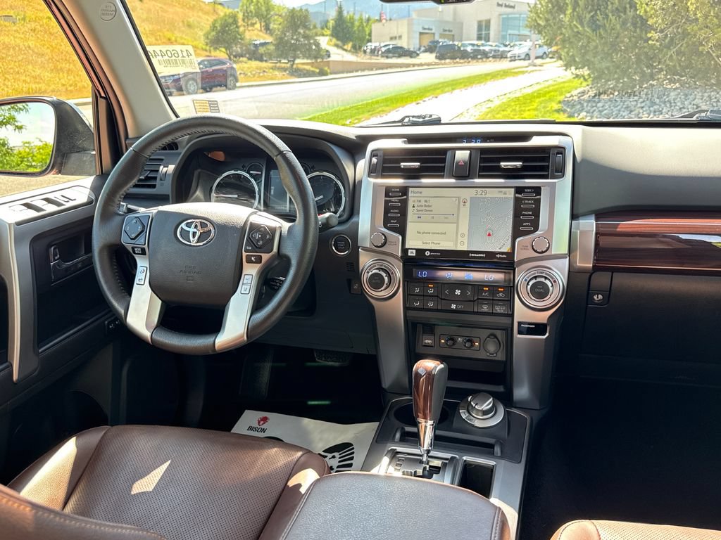 Used 2024 Toyota 4Runner Limited AWD/4WD image 26