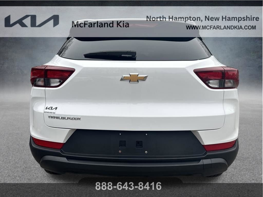 Used 2024 Chevrolet TrailBlazer LS w/ LS Convenience Package FWD image 5