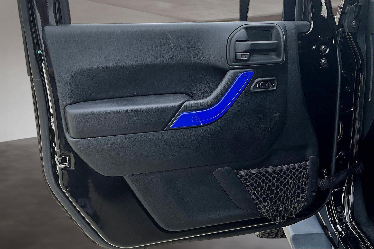 Used 2018 Jeep Wrangler Unlimited Sahara image 22